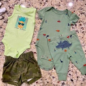 4PCS Green Dinosaur Kids 2 Piece Set and camo shorts & matching top! Gently used